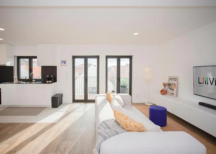 Liiiving In Gaia - Cooper Ii *