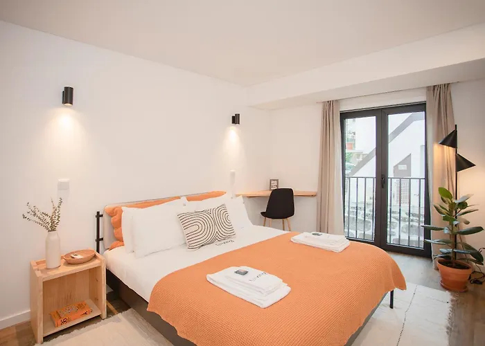 Liiiving In Gaia - Cooper Ii *