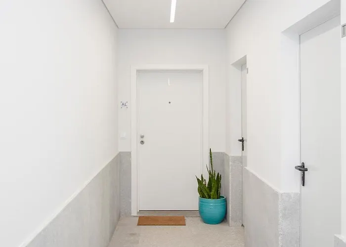 Liiiving In Gaia - Cooper Ii *