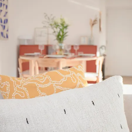 Liiiving In Gaia - Cooper Ii Apartment *