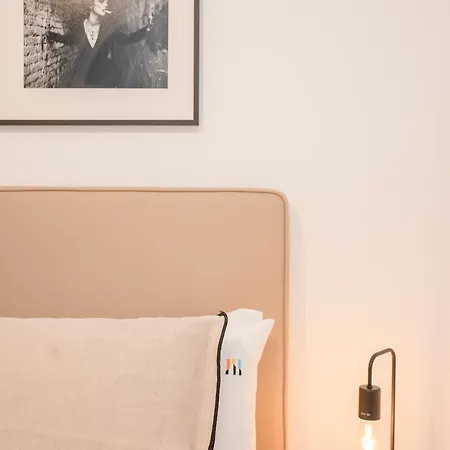 Liiiving In Gaia - Cooper Ii * Vila Nova de Gaia