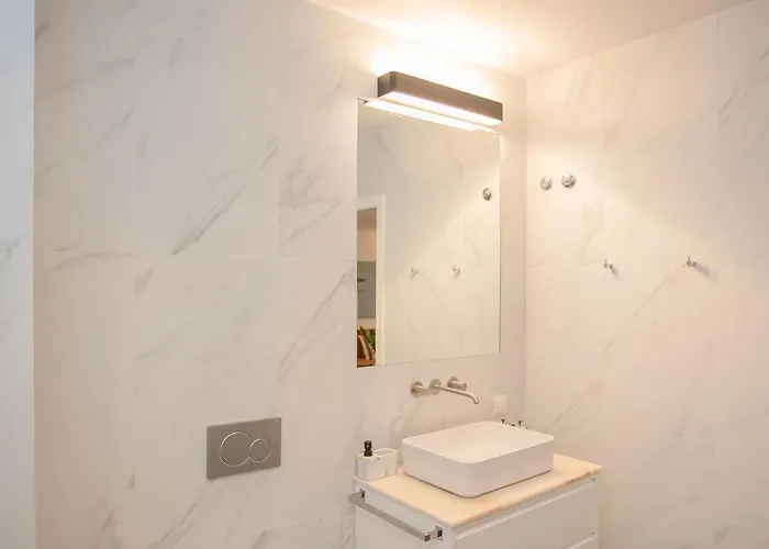 Liiiving In Gaia - Cooper Ii * Vila Nova de Gaia